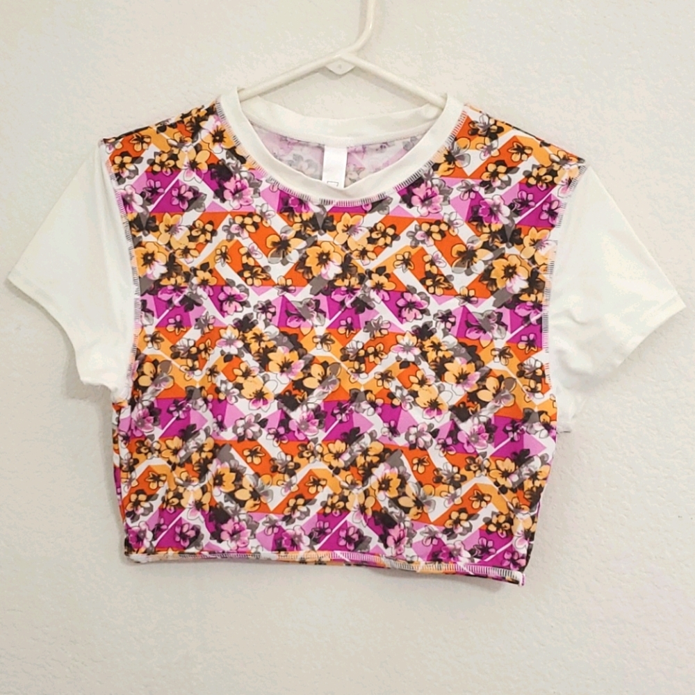 BP brass plum Floral graphic print crop sleeves top sz.XL Tropical Beachy